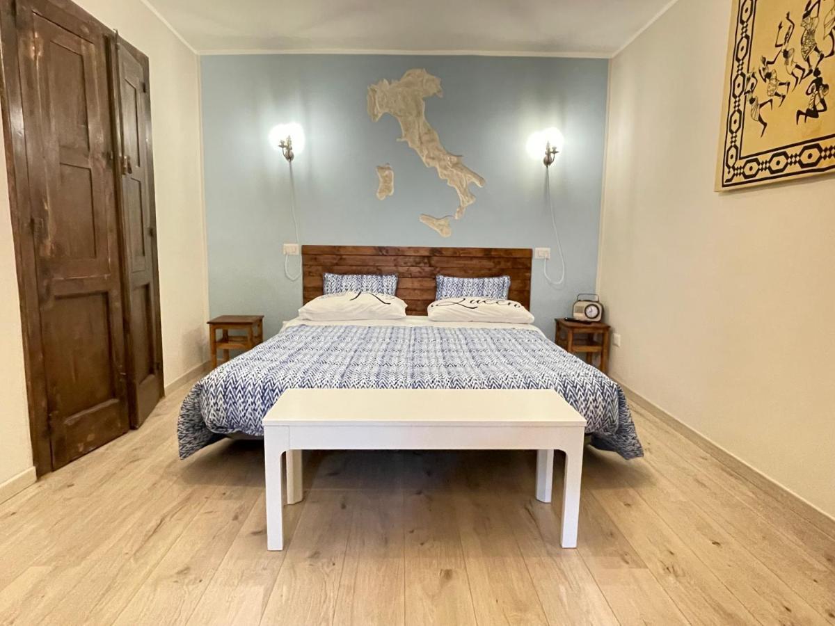 Trevisani Central Station Apartment Bari Exteriör bild